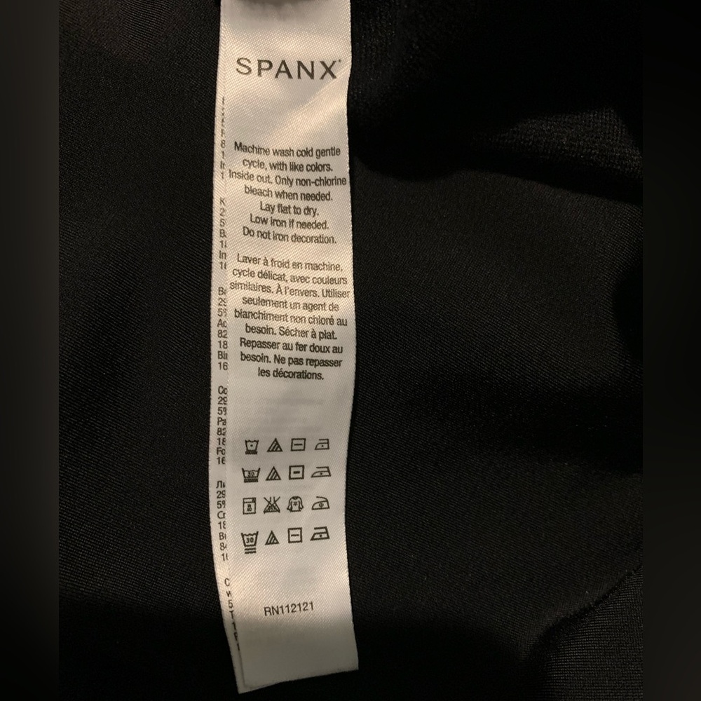 Spanx 2436 Ready to WOW Snakeskin Tuxedo Stripe Black size Medium leggings - Picture 9 of 10